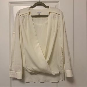 CALVIN KLEIN off white blouse 🚺